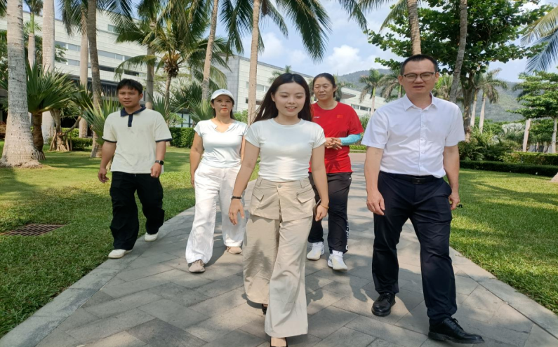 体育与健康学院杨腾一行赴贝野（海南经济特区）教育投资有限责任公司访企拓岗